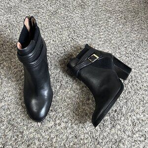 Louise et Cie Black Leather Ankle Boots Bootie Gold Buckle Zip Almond Toe Block